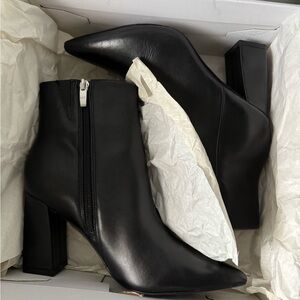 Women’s ankle boots